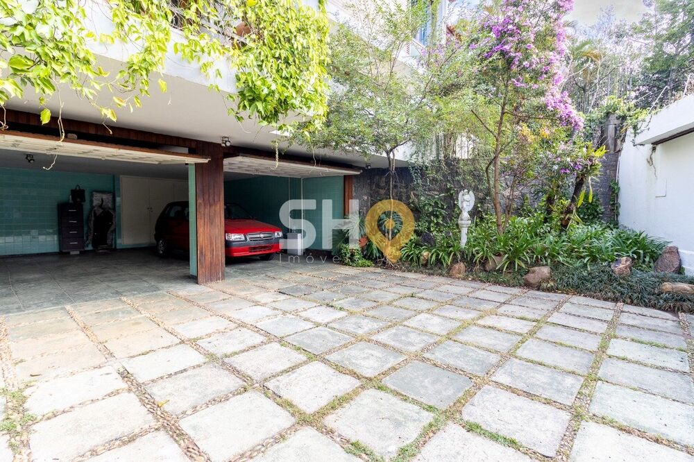 Casa à venda com 3 quartos, 800m² - Foto 28