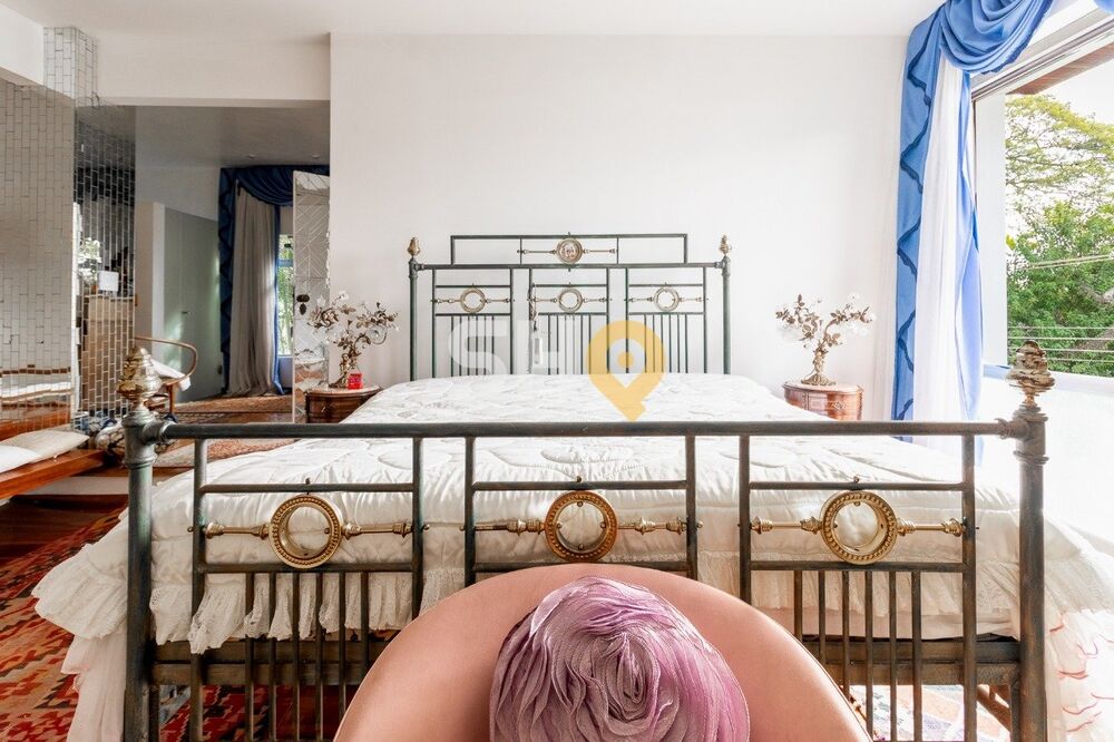 Casa à venda com 3 quartos, 800m² - Foto 16
