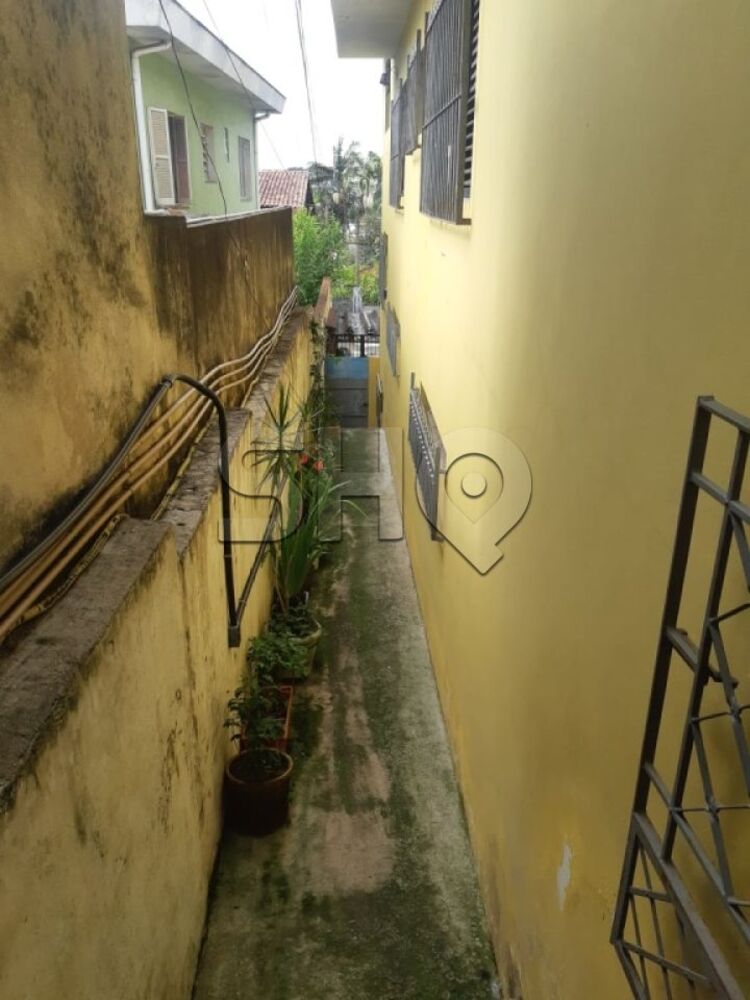 Sobrado à venda com 3 quartos, 200m² - Foto 4