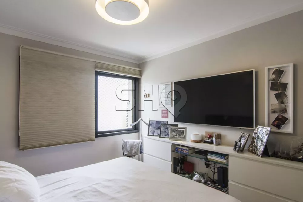 Apartamento à venda com 4 quartos, 172m² - Foto 13