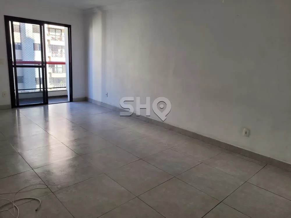 Apartamento à venda com 3 quartos, 98m² - Foto 2