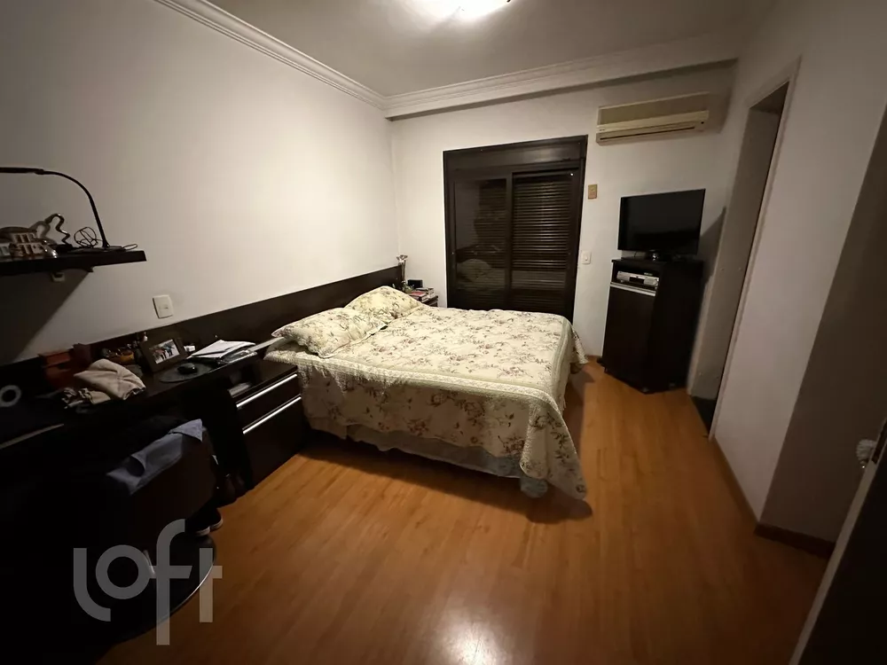 Apartamento à venda com 3 quartos, 154m² - Foto 26