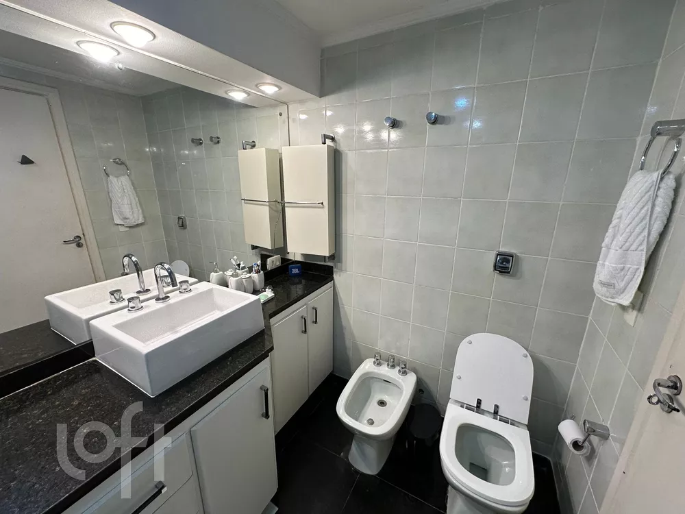 Apartamento à venda com 3 quartos, 154m² - Foto 36