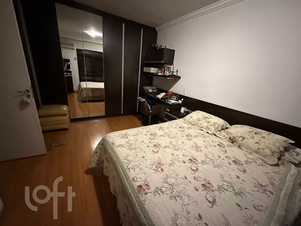 Apartamento à venda com 3 quartos, 154m² - Foto 27