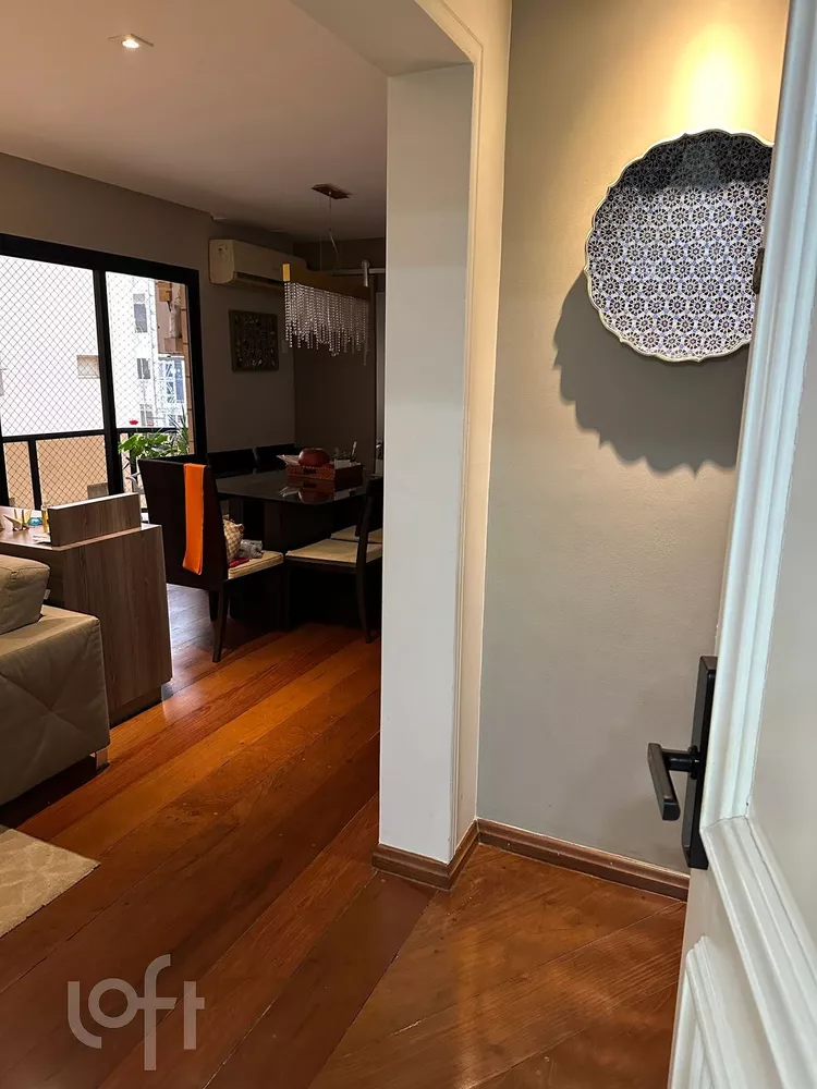 Apartamento à venda com 3 quartos, 154m² - Foto 2