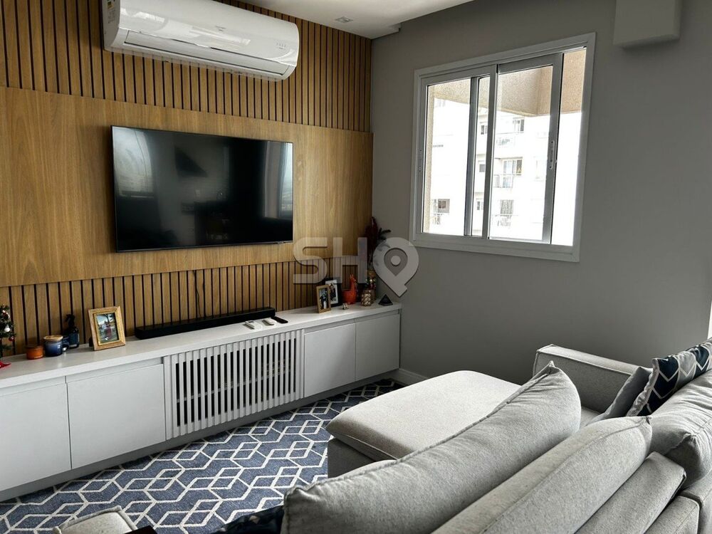Apartamento à venda com 2 quartos, 81m² - Foto 1
