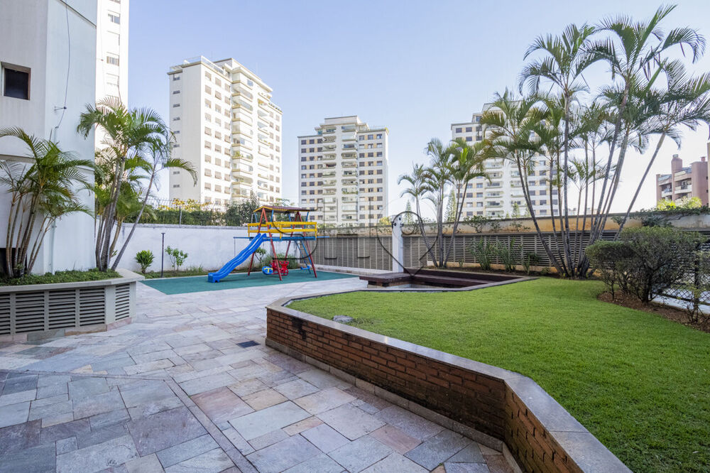 Apartamento, 4 quartos, 272 m² - Foto 1