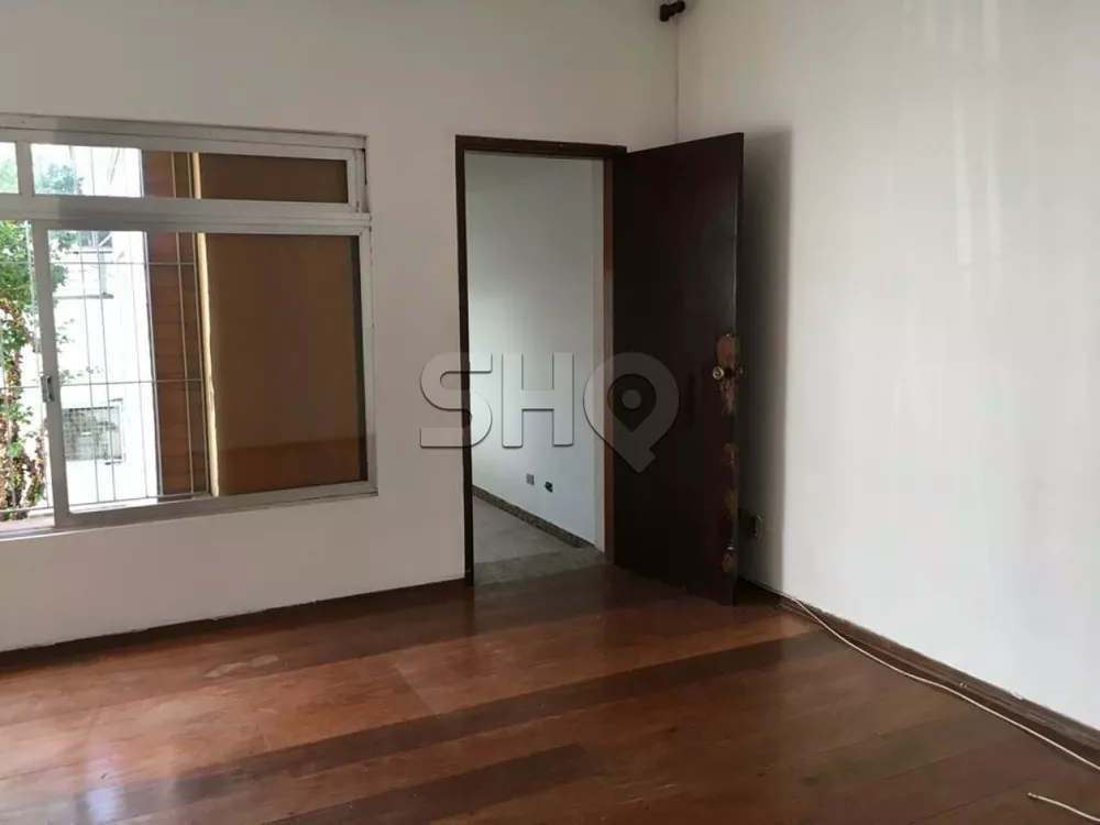 Casa à venda com 3 quartos, 380m² - Foto 2