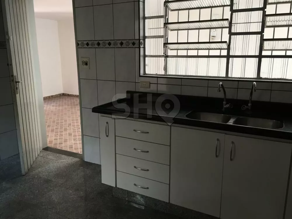 Casa à venda com 3 quartos, 380m² - Foto 4