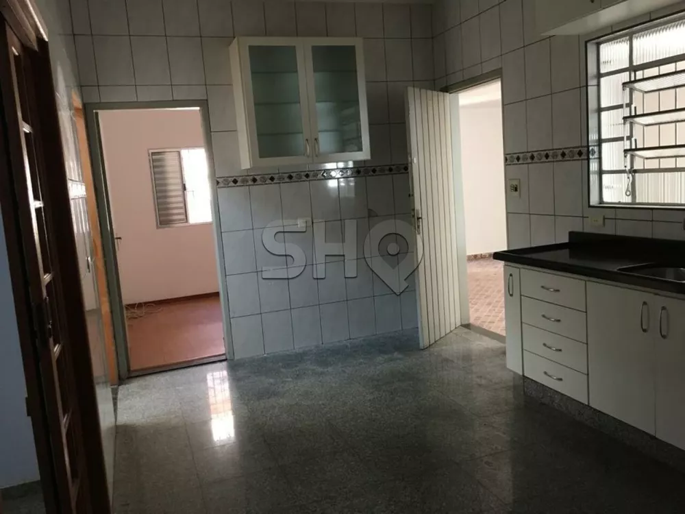 Casa à venda com 3 quartos, 380m² - Foto 3