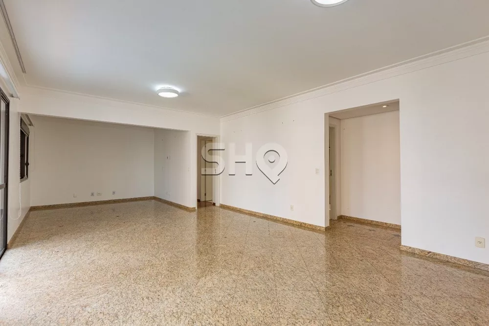 Apartamento para alugar com 3 quartos, 147m² - Foto 2