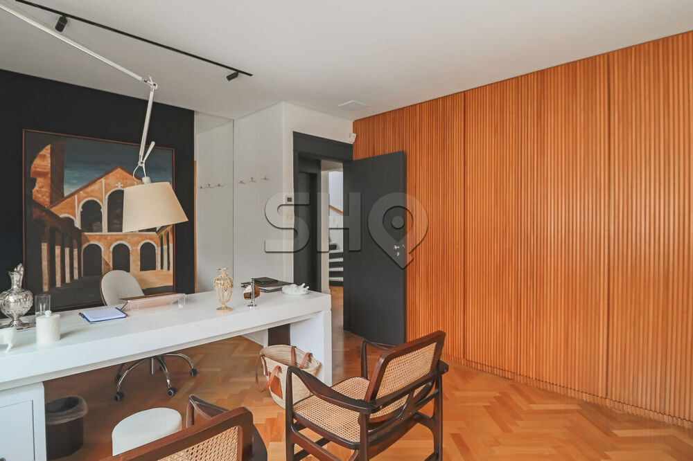 Casa à venda com 4 quartos, 657m² - Foto 2