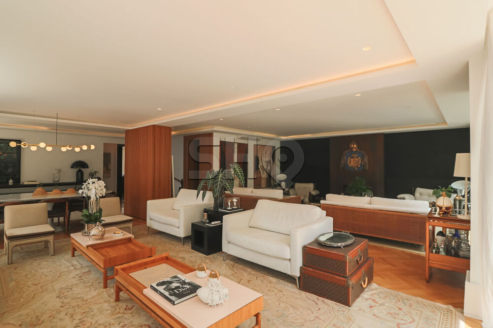 Casa à venda com 4 quartos, 657m² - Foto 1