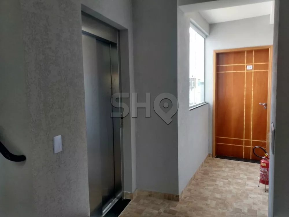 Apartamento à venda com 2 quartos, 40m² - Foto 1