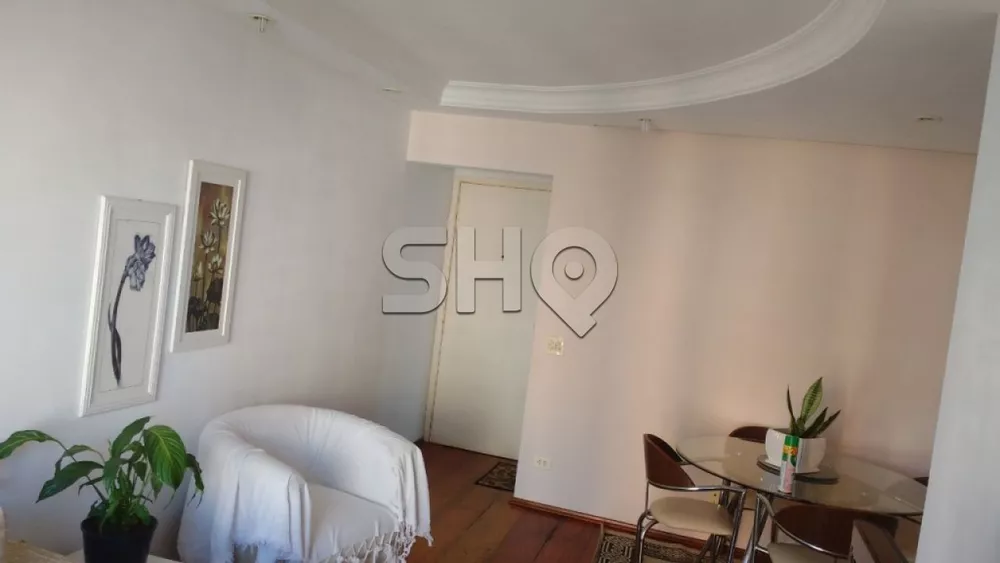 Apartamento à venda com 3 quartos, 80m² - Foto 2