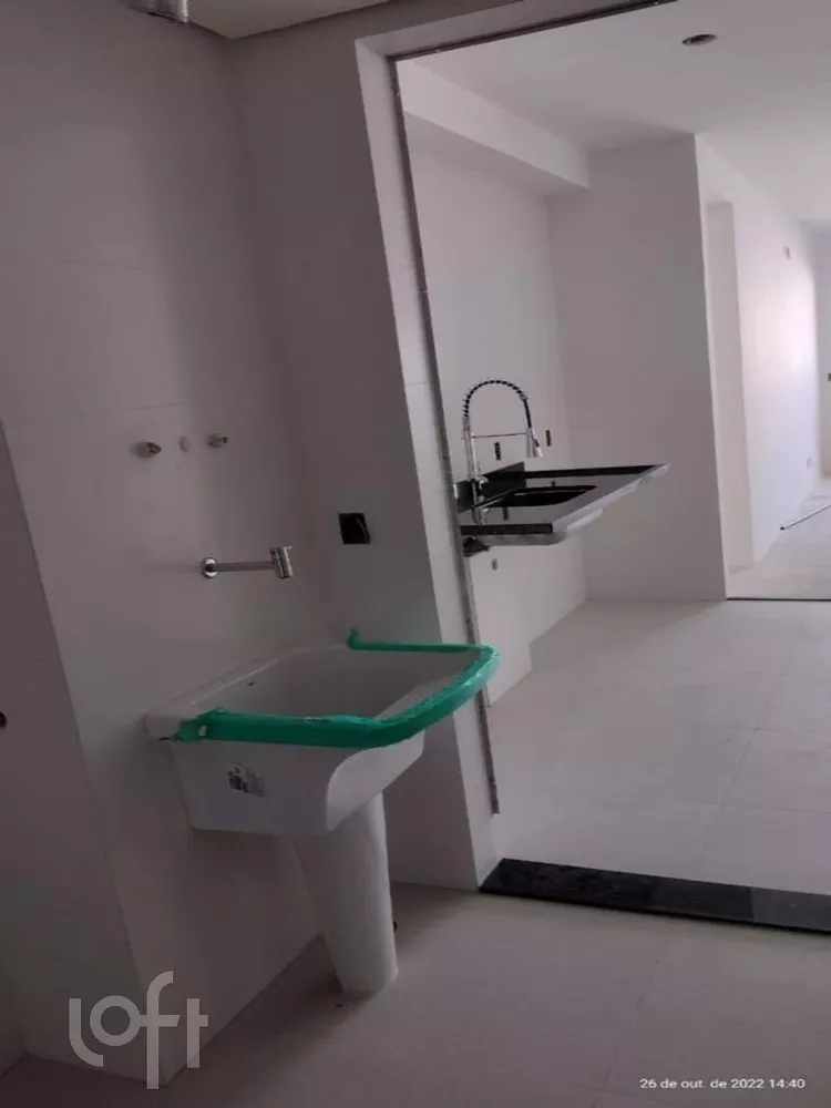 Apartamento à venda com 2 quartos, 80m² - Foto 3