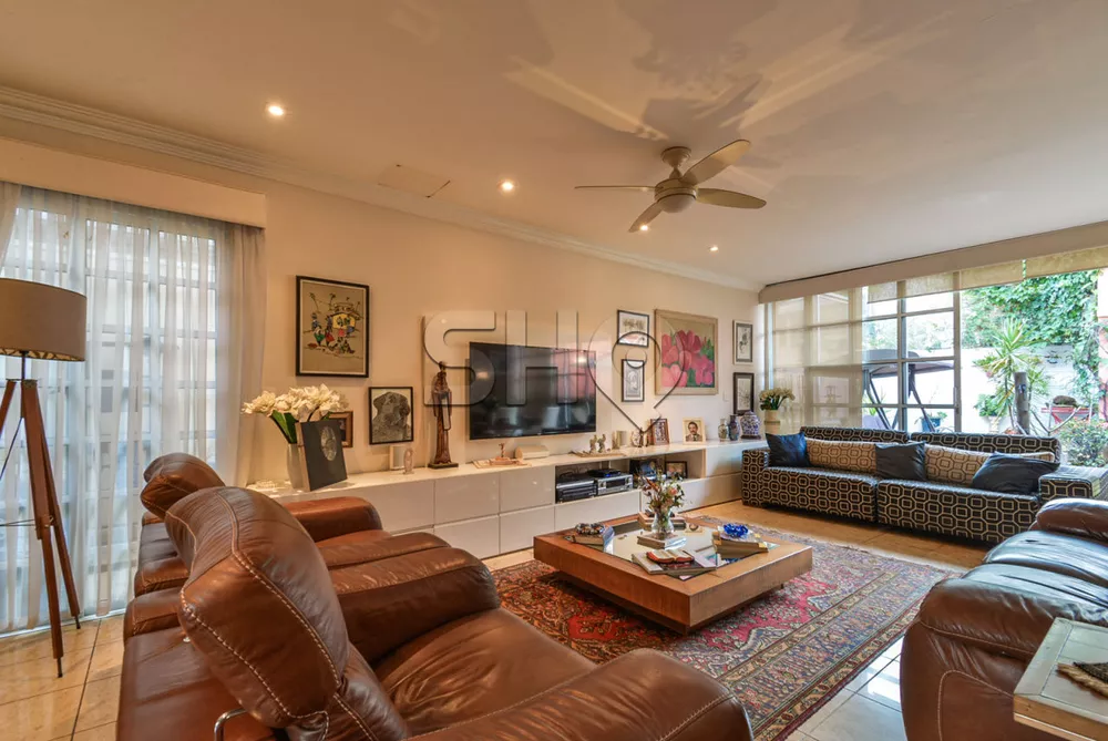 Sobrado, 3 quartos, 360 m² - Foto 1