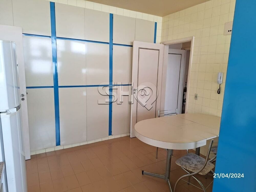 Apartamento, 3 quartos, 235 m² - Foto 4