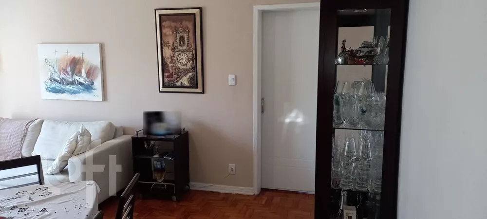 Apartamento à venda com 3 quartos, 105m² - Foto 1