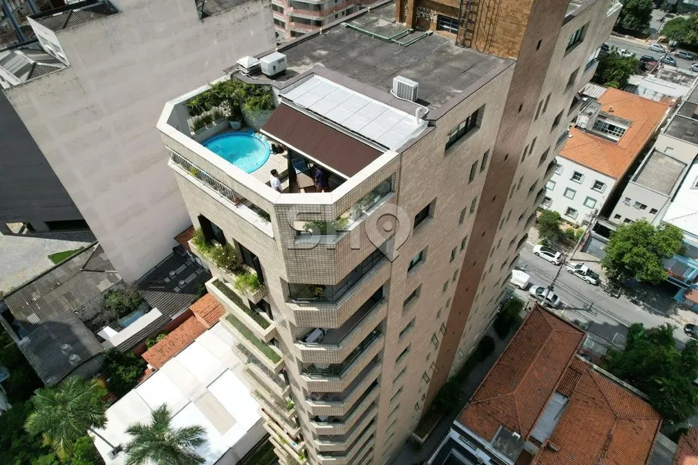 Apartamento, 4 quartos, 196 m² - Foto 2
