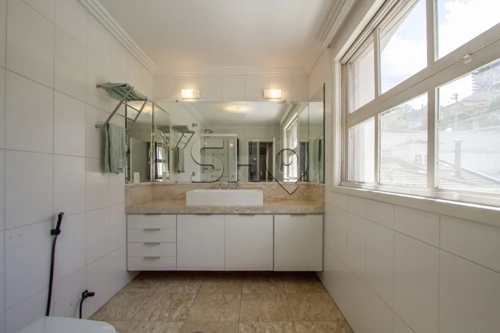 Casa, 4 quartos, 710 m² - Foto 1