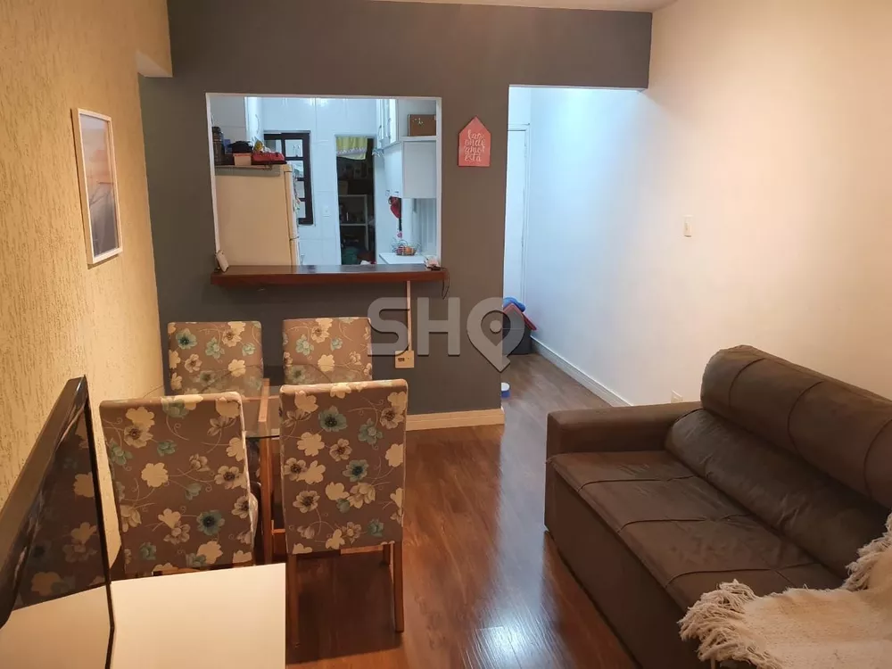 Apartamento à venda com 3 quartos, 75m² - Foto 2