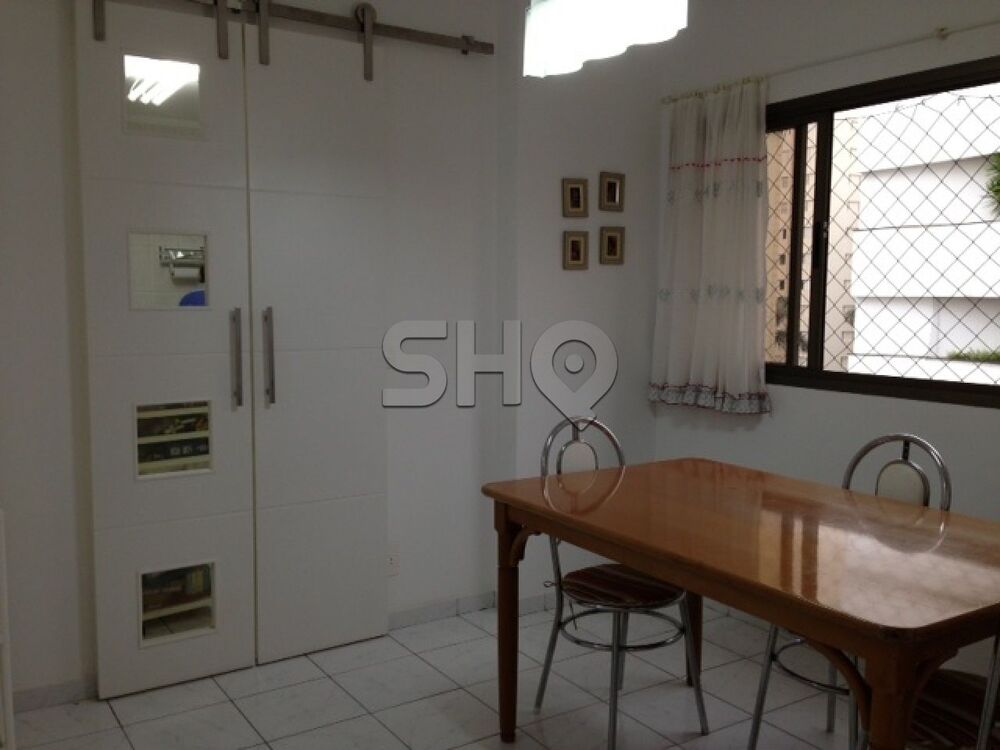 Apartamento, 3 quartos, 256 m² - Foto 2