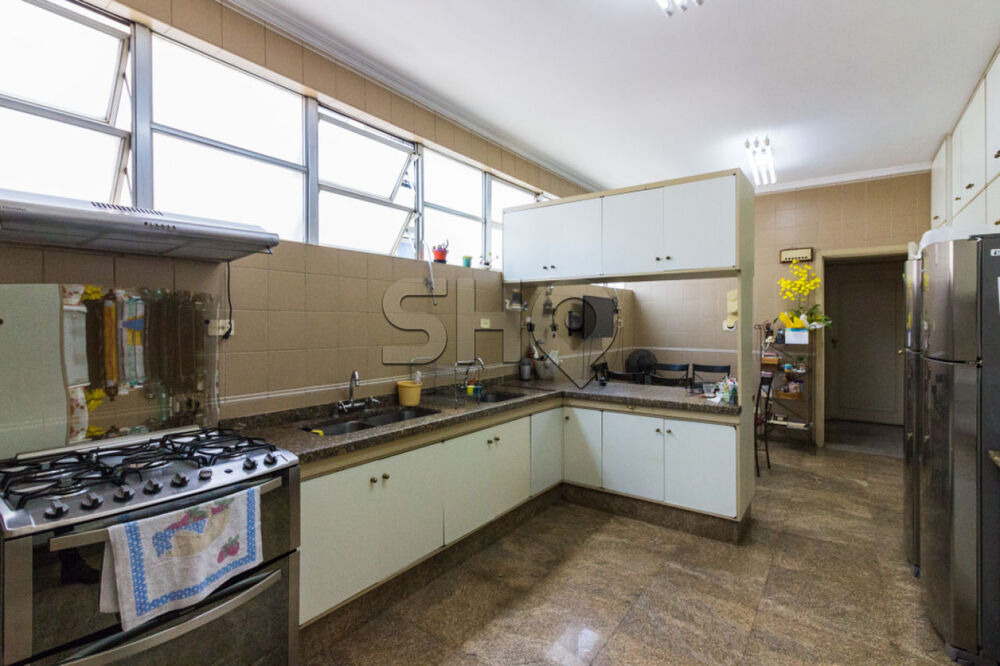 Apartamento, 3 quartos, 290 m² - Foto 2