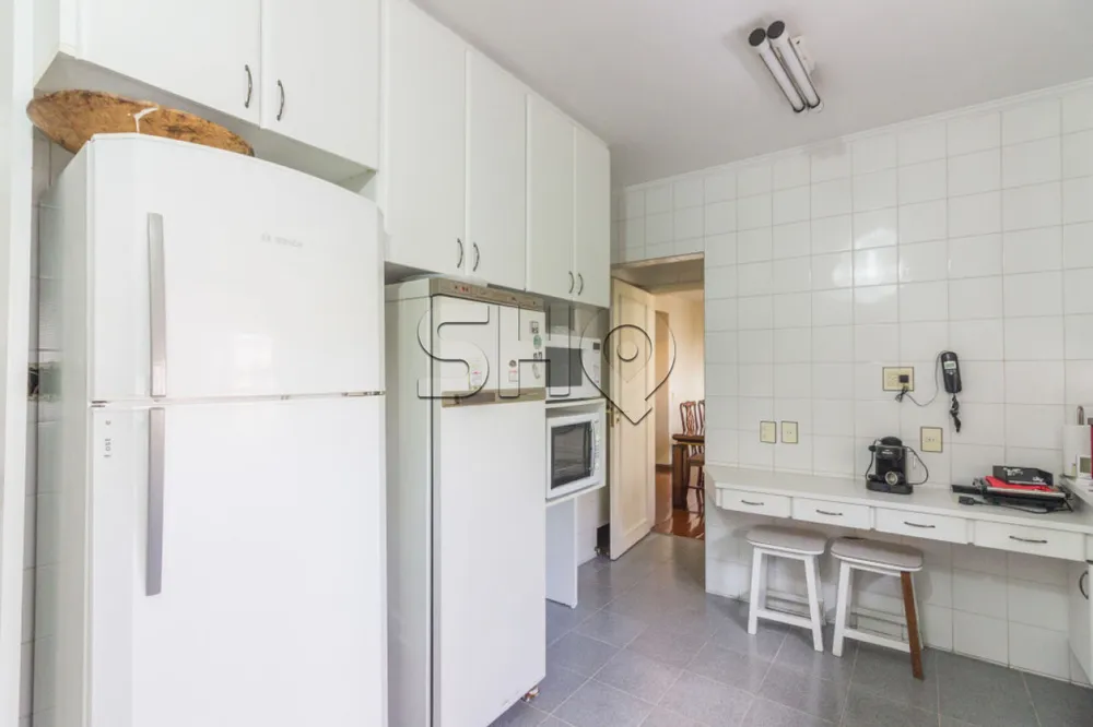 Apartamento, 3 quartos, 170 m² - Foto 1