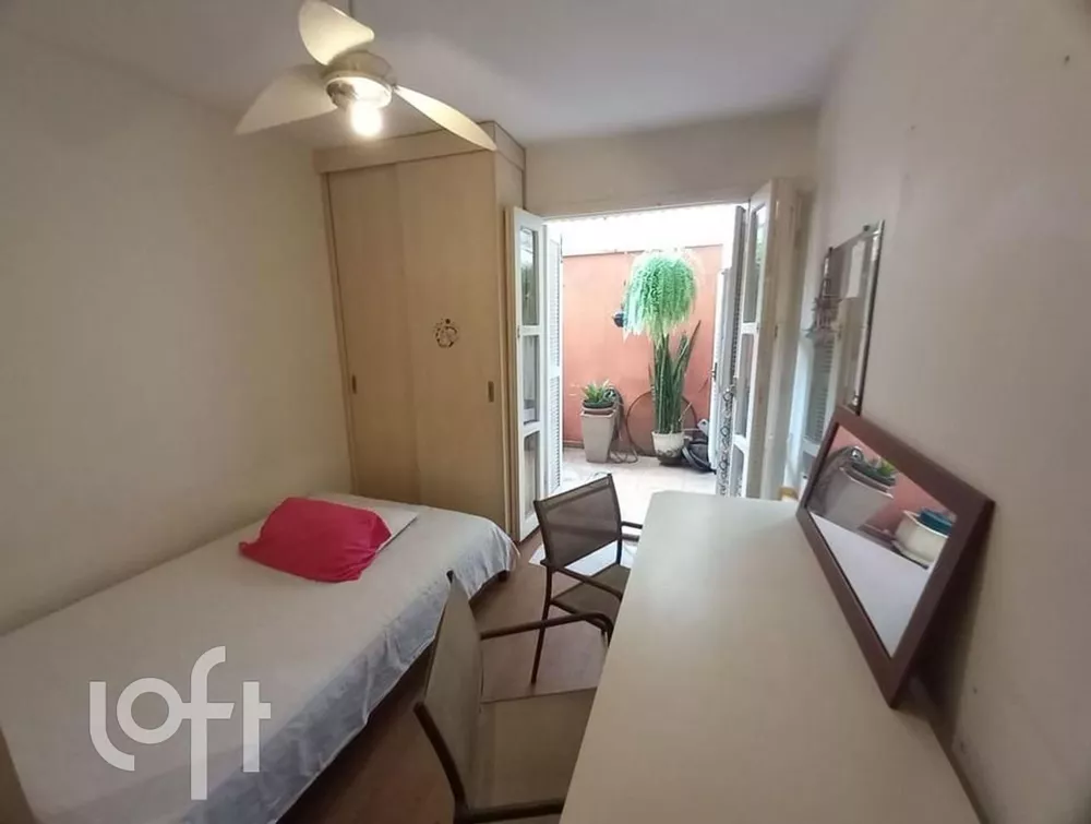 Apartamento à venda com 3 quartos, 200m² - Foto 1