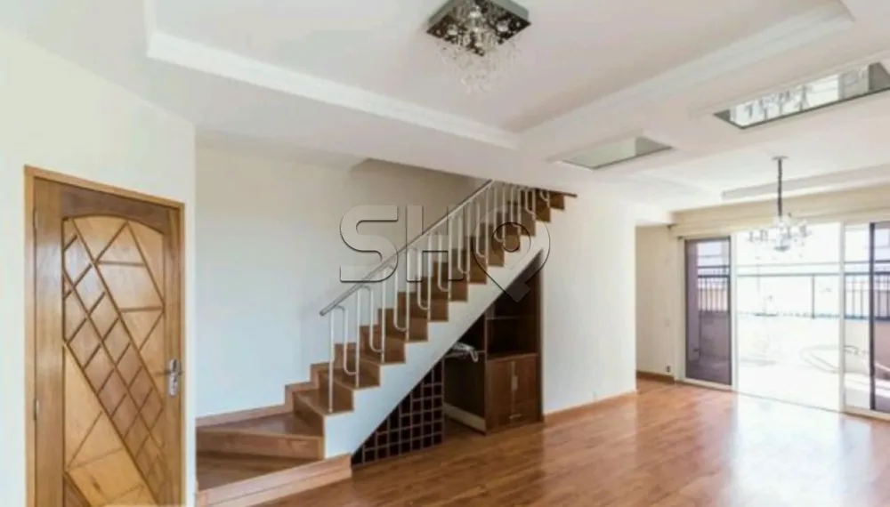 Cobertura, 3 quartos, 254 m² - Foto 2