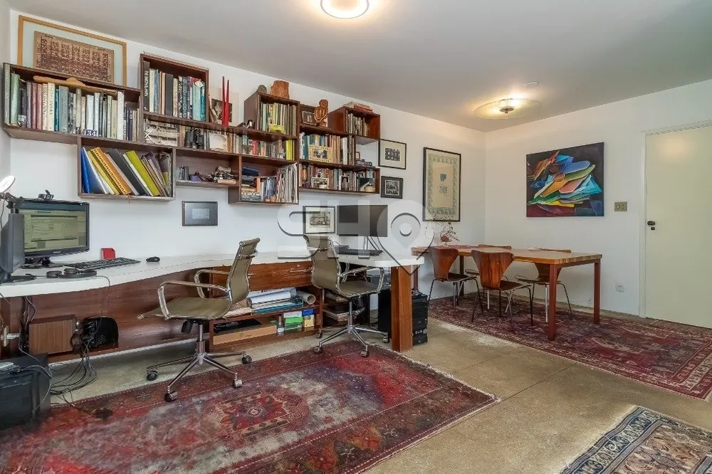 Apartamento, 3 quartos, 130 m² - Foto 1