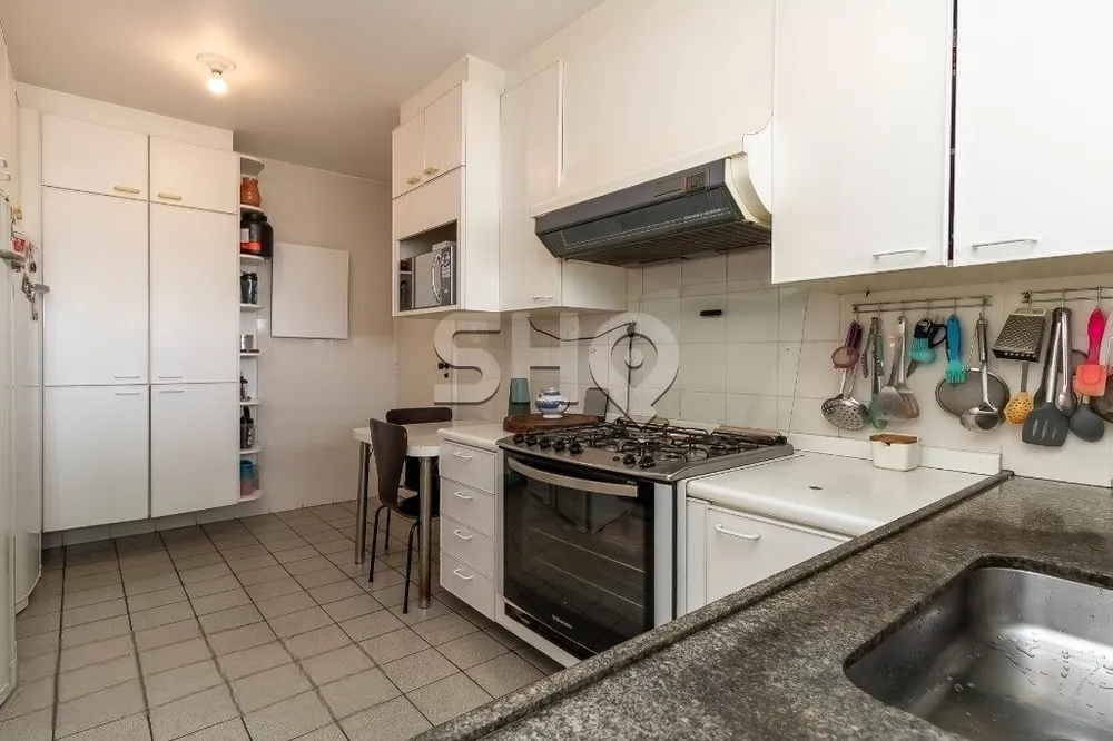 Apartamento, 3 quartos, 130 m² - Foto 2