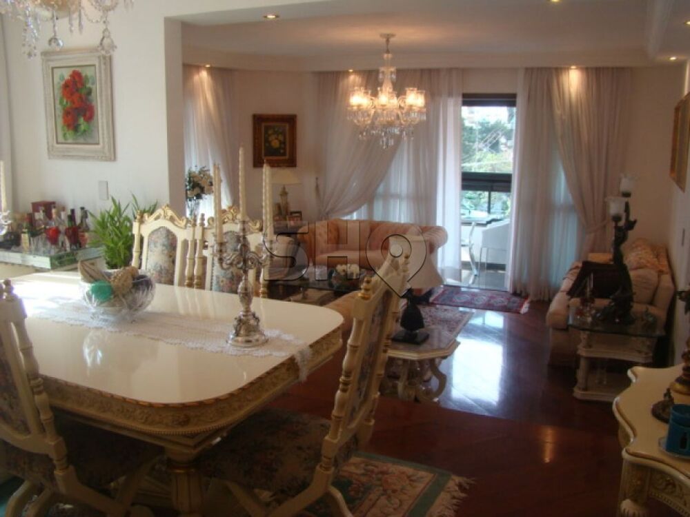 Apartamento à venda com 3 quartos, 221m² - Foto 3