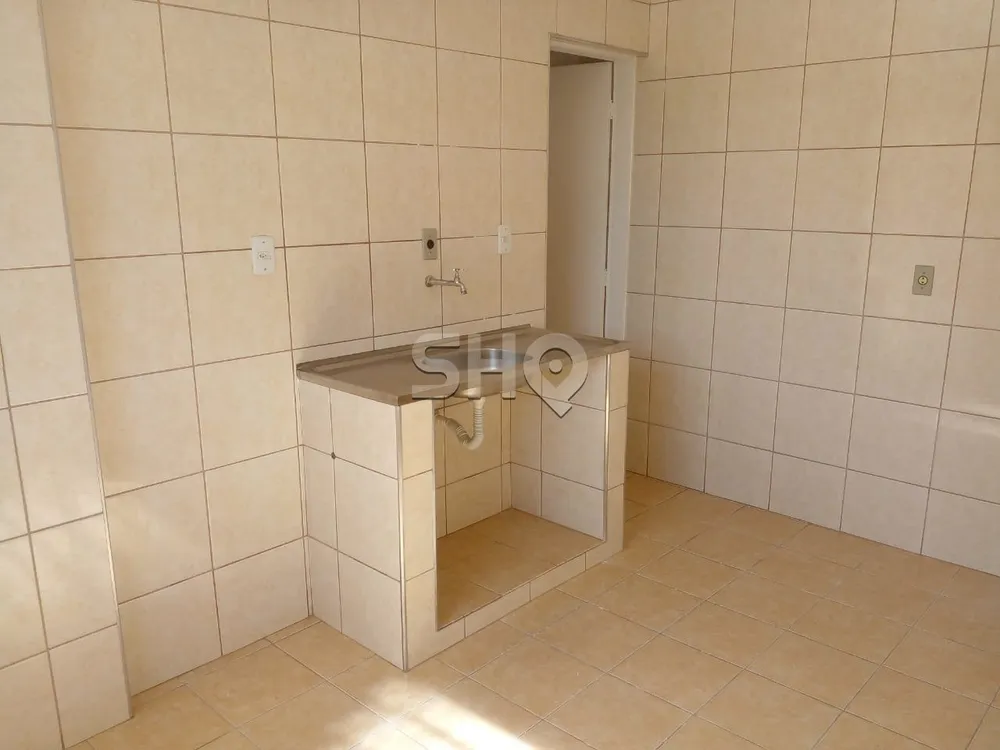 Casa, 6 quartos, 146 m² - Foto 2