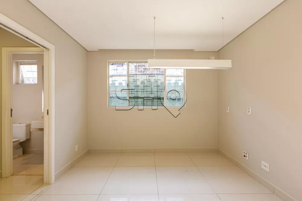 Casa para alugar com 9 quartos, 320m² - Foto 9