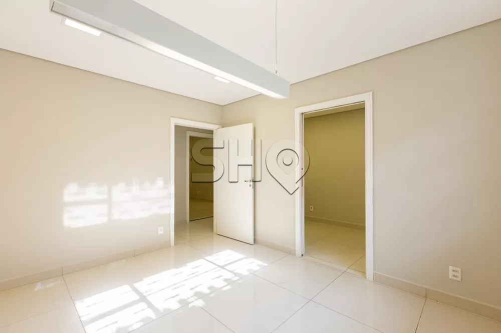 Casa para alugar com 9 quartos, 320m² - Foto 8