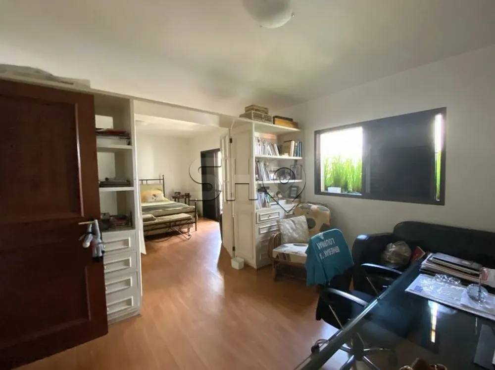 Apartamento, 4 quartos, 246 m² - Foto 1