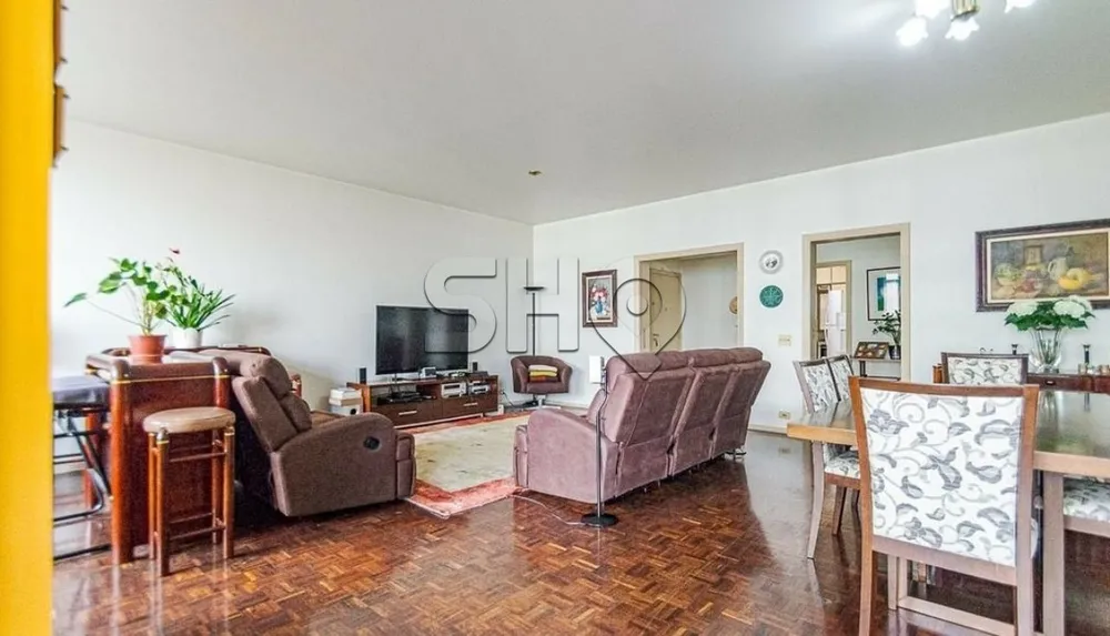 Apartamento, 3 quartos, 250 m² - Foto 1