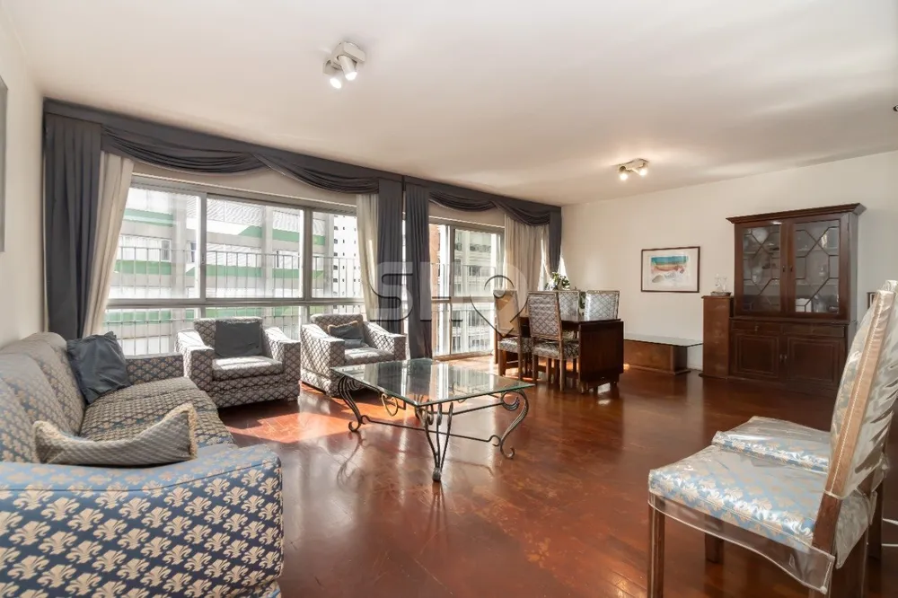 Apartamento, 3 quartos, 224 m² - Foto 1