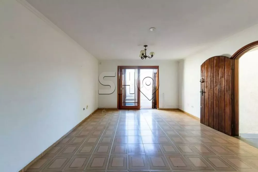 Casa à venda com 4 quartos, 160m² - Foto 2