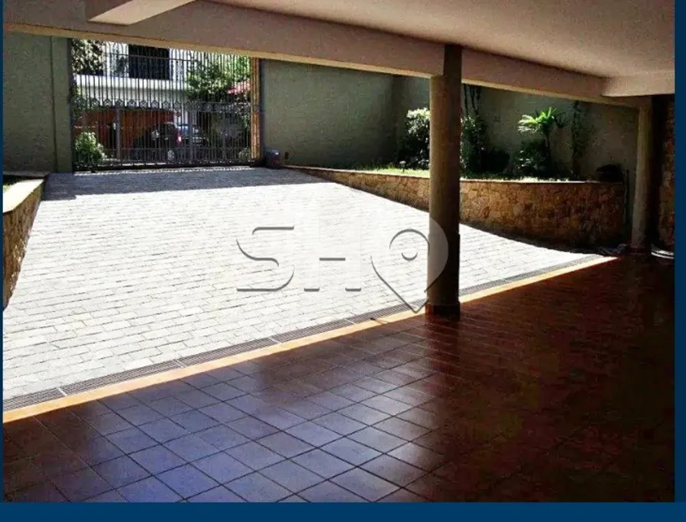 Sobrado, 3 quartos, 420 m² - Foto 1