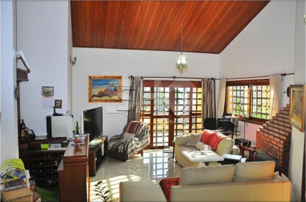 Sobrado, 4 quartos, 440 m² - Foto 1