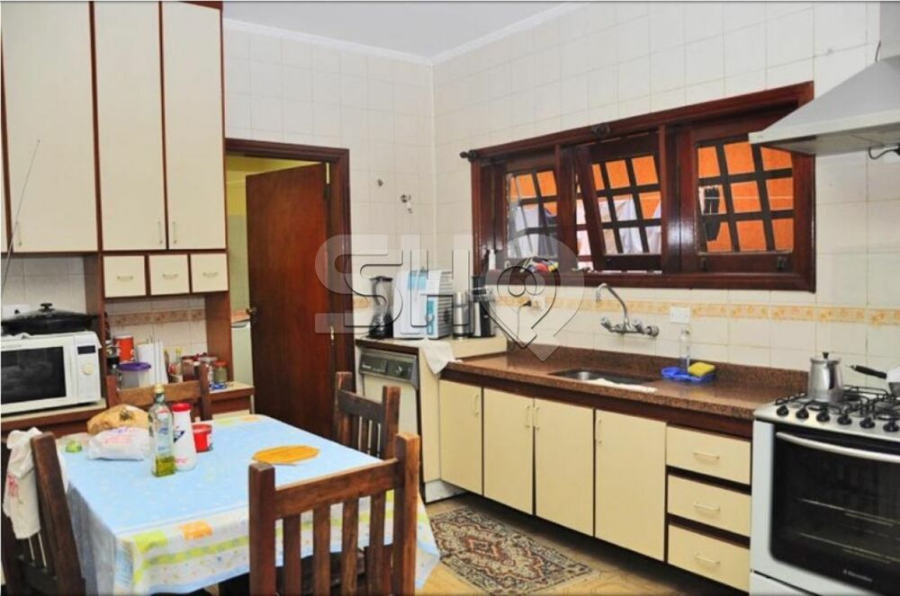 Sobrado, 4 quartos, 440 m² - Foto 4