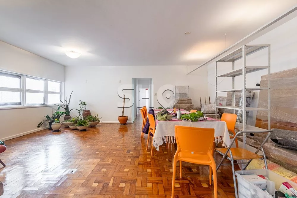 Apartamento à venda com 3 quartos, 144m² - Foto 1