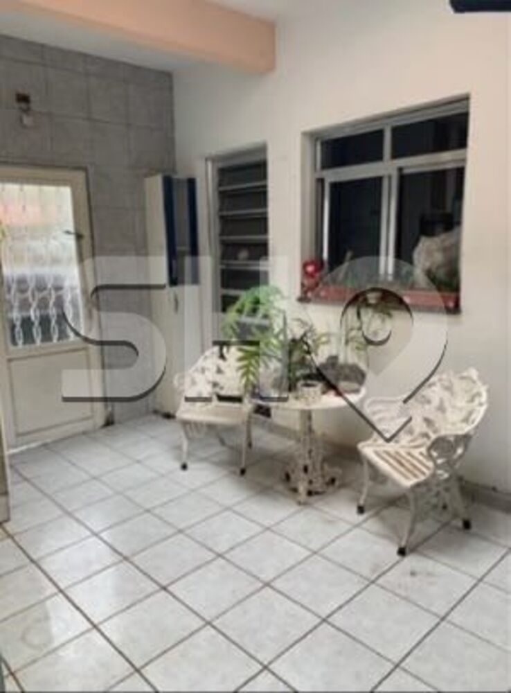 Sobrado à venda com 3 quartos, 300m² - Foto 4