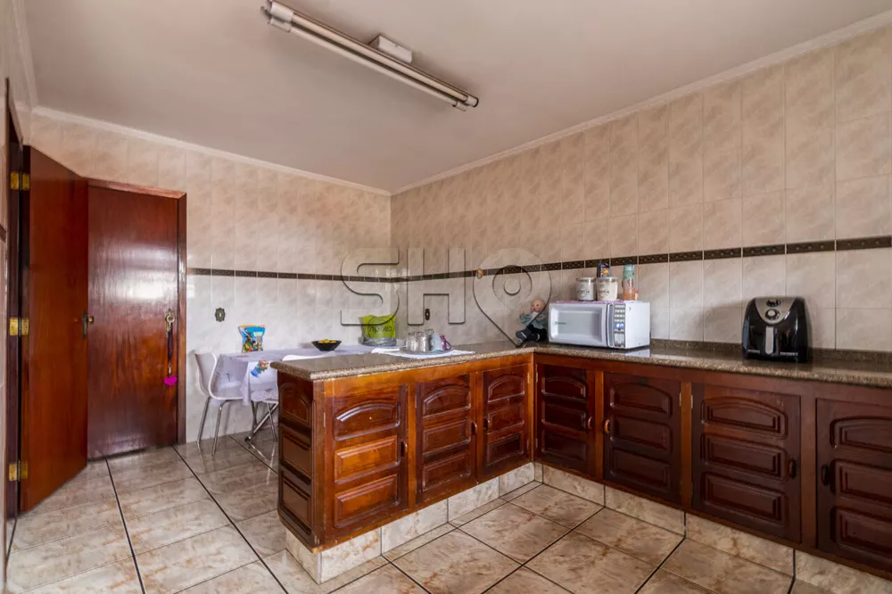 Sobrado à venda com 4 quartos, 180m² - Foto 4