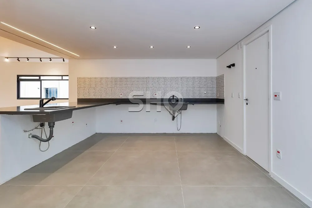 Apartamento, 3 quartos, 220 m² - Foto 1
