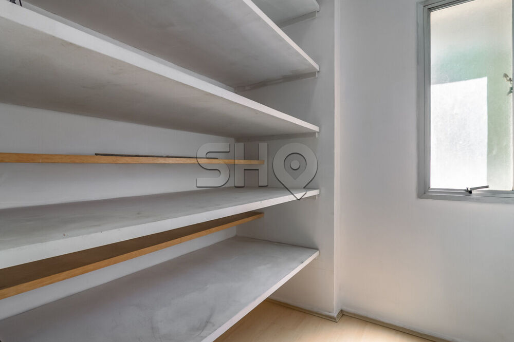 Apartamento para alugar com 3 quartos, 130m² - Foto 16