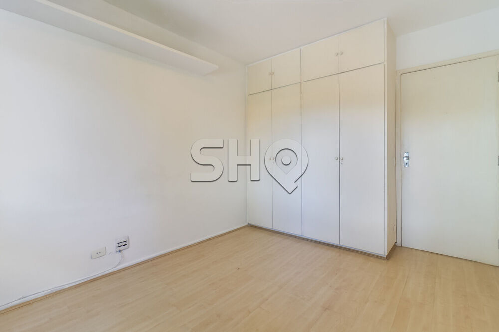 Apartamento para alugar com 3 quartos, 130m² - Foto 10